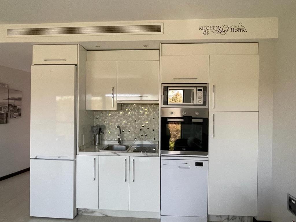 Tecnocordoba II Aparcamiento Privado Gratuito Y Piscina Apartment Ngoại thất bức ảnh