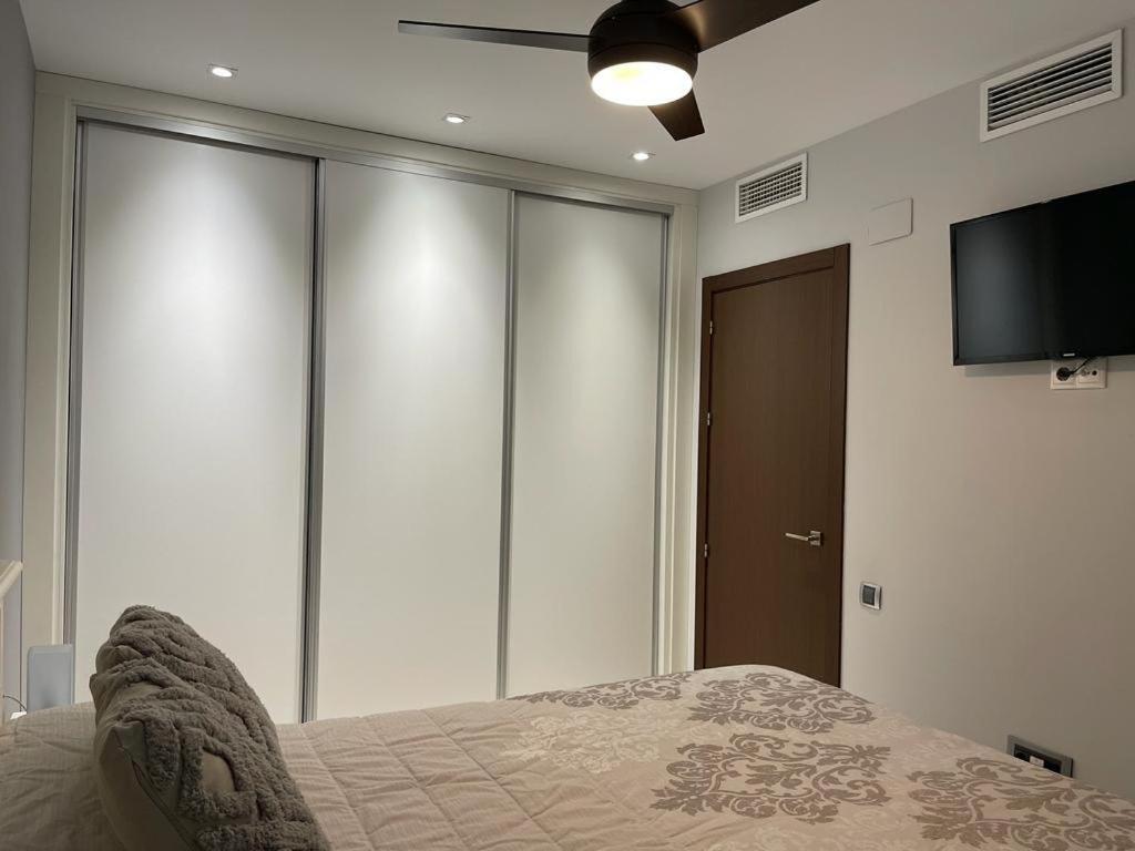 Tecnocordoba II Aparcamiento Privado Gratuito Y Piscina Apartment Ngoại thất bức ảnh